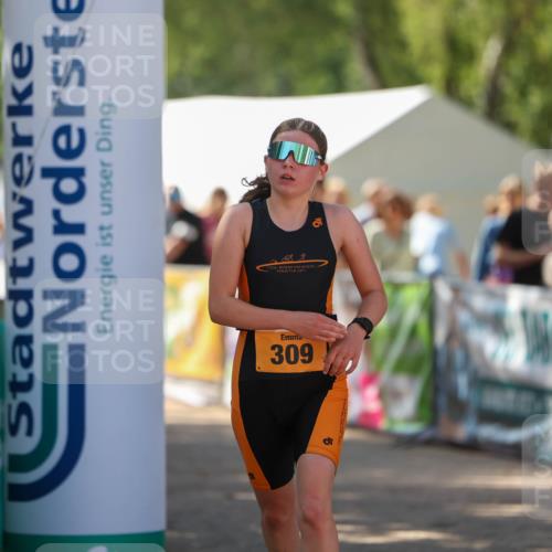 01.09.2024 - 17. Tribühne Triathlon Michael Strokosch http://msf.ph/oto/6910895 01.09.2024 12:03:20 Ziel 309 meine-sportfotos.de