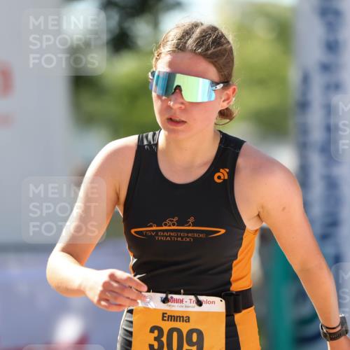 01.09.2024 - 17. Tribühne Triathlon Michael Strokosch http://msf.ph/oto/6910941 01.09.2024 12:03:22 Ziel 309 meine-sportfotos.de