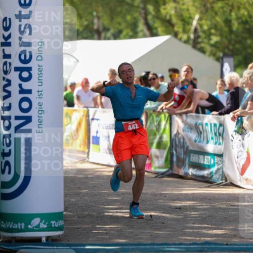 01.09.2024 - 17. Tribühne Triathlon Michael Strokosch http://msf.ph/oto/6912062 01.09.2024 12:08:03 Ziel 318, 442 meine-sportfotos.de