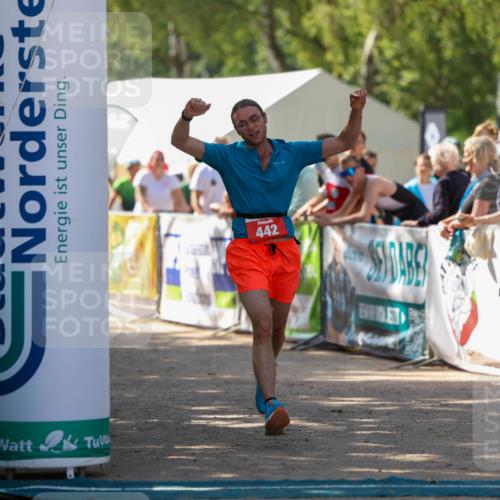 01.09.2024 - 17. Tribühne Triathlon Michael Strokosch http://msf.ph/oto/6912067 01.09.2024 12:08:03 Ziel 318, 442 meine-sportfotos.de