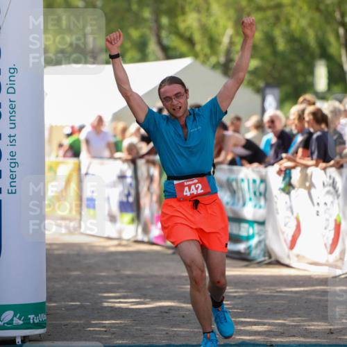 01.09.2024 - 17. Tribühne Triathlon Michael Strokosch http://msf.ph/oto/6912079 01.09.2024 12:08:04 Ziel 318, 442 meine-sportfotos.de