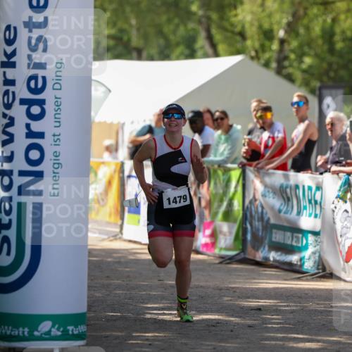 01.09.2024 - 17. Tribühne Triathlon Michael Strokosch http://msf.ph/oto/6912250 01.09.2024 12:08:20 Ziel 1479 meine-sportfotos.de