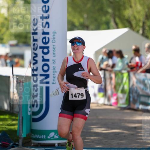 01.09.2024 - 17. Tribühne Triathlon Michael Strokosch http://msf.ph/oto/6912296 01.09.2024 12:08:22 Ziel 382, 1479 meine-sportfotos.de
