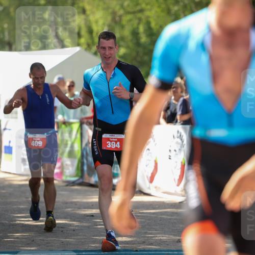 01.09.2024 - 17. Tribühne Triathlon Michael Strokosch http://msf.ph/oto/6912657 01.09.2024 12:08:59 Ziel 394, 395, 409 meine-sportfotos.de