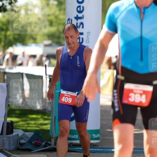 01.09.2024 - 17. Tribühne Triathlon Michael Strokosch http://msf.ph/oto/6912702 01.09.2024 12:09:02 Ziel 394, 409 meine-sportfotos.de
