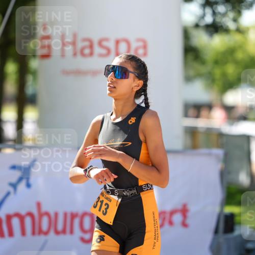 01.09.2024 - 17. Tribühne Triathlon Michael Strokosch http://msf.ph/oto/6912807 01.09.2024 12:10:14 Ziel 313 meine-sportfotos.de