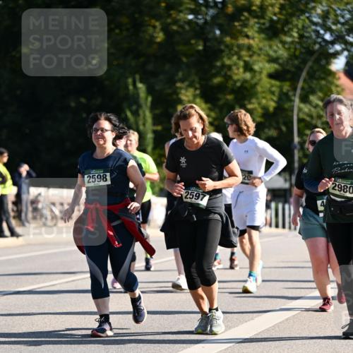 01.09.2024 - BARMER Alsterlauf Dr. Thomas Lammeyer http://msf.ph/oto/6912973 01.09.2024 09:46:36 Laufen 2598, 2597, 20, 2980 meine-sportfotos.de