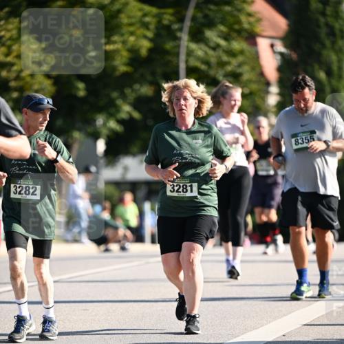 01.09.2024 - BARMER Alsterlauf Dr. Thomas Lammeyer http://msf.ph/oto/6913295 01.09.2024 09:46:49 Laufen 3282, 3281, 8355 meine-sportfotos.de