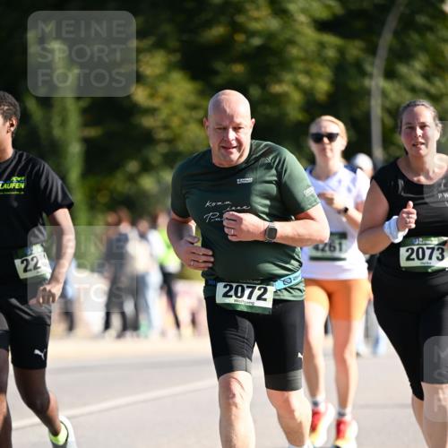 01.09.2024 - BARMER Alsterlauf Dr. Thomas Lammeyer http://msf.ph/oto/6914580 01.09.2024 09:47:36 Laufen 220, 2072, 4261, 2073 meine-sportfotos.de
