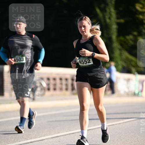01.09.2024 - BARMER Alsterlauf Dr. Thomas Lammeyer http://msf.ph/oto/6915074 01.09.2024 09:47:57 Laufen 4503, 4552 meine-sportfotos.de