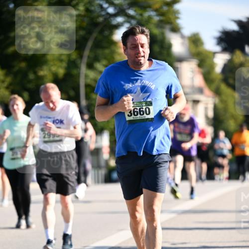 01.09.2024 - BARMER Alsterlauf Dr. Thomas Lammeyer http://msf.ph/oto/6915569 01.09.2024 09:48:17 Laufen 2995, 135, 3660 meine-sportfotos.de