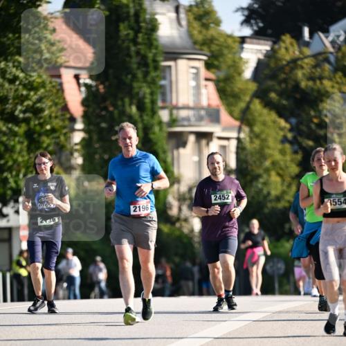 01.09.2024 - BARMER Alsterlauf Dr. Thomas Lammeyer http://msf.ph/oto/6916545 01.09.2024 09:49:01 Laufen 2452, 2196, 2, 38, 3554 meine-sportfotos.de