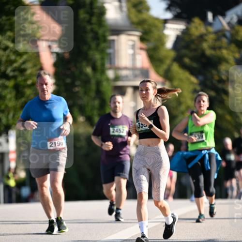 01.09.2024 - BARMER Alsterlauf Dr. Thomas Lammeyer http://msf.ph/oto/6916594 01.09.2024 09:49:03 Laufen 2452, 2196, 355 meine-sportfotos.de