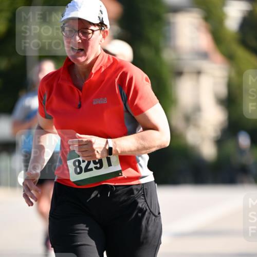 01.09.2024 - BARMER Alsterlauf Dr. Thomas Lammeyer http://msf.ph/oto/6917302 01.09.2024 09:49:41 Laufen 8291 meine-sportfotos.de