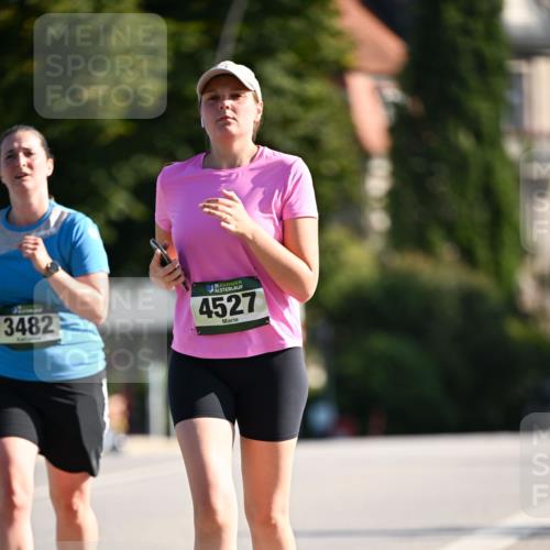 01.09.2024 - BARMER Alsterlauf Dr. Thomas Lammeyer http://msf.ph/oto/6917349 01.09.2024 09:49:43 Laufen 3482, 4527 meine-sportfotos.de