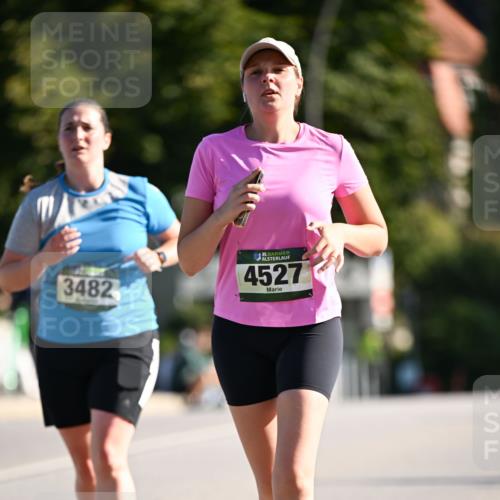 01.09.2024 - BARMER Alsterlauf Dr. Thomas Lammeyer http://msf.ph/oto/6917364 01.09.2024 09:49:43 Laufen 3482, 35, 4527 meine-sportfotos.de