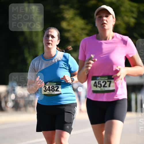 01.09.2024 - BARMER Alsterlauf Dr. Thomas Lammeyer http://msf.ph/oto/6917379 01.09.2024 09:49:44 Laufen 35, 3482, 4527 meine-sportfotos.de