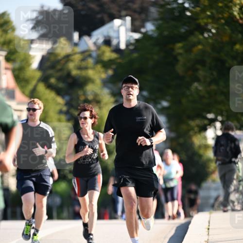 01.09.2024 - BARMER Alsterlauf Dr. Thomas Lammeyer http://msf.ph/oto/6917495 01.09.2024 09:49:53 Laufen  meine-sportfotos.de