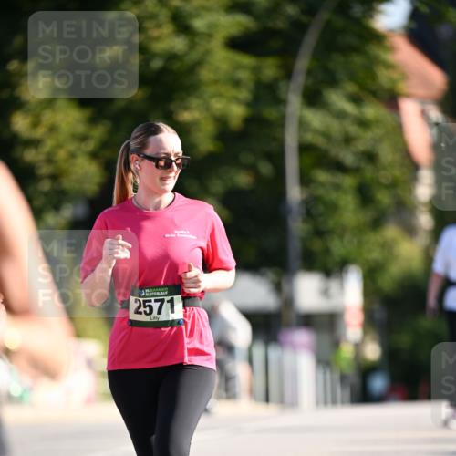 01.09.2024 - BARMER Alsterlauf Dr. Thomas Lammeyer http://msf.ph/oto/6917508 01.09.2024 09:50:02 Laufen 135, 2571 meine-sportfotos.de