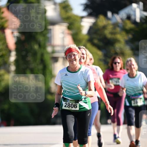 01.09.2024 - BARMER Alsterlauf Dr. Thomas Lammeyer http://msf.ph/oto/6917602 01.09.2024 09:50:07 Laufen 2806 meine-sportfotos.de