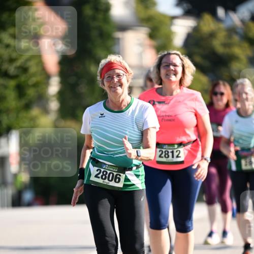 01.09.2024 - BARMER Alsterlauf Dr. Thomas Lammeyer http://msf.ph/oto/6917654 01.09.2024 09:50:08 Laufen 35, 2806, 2812 meine-sportfotos.de