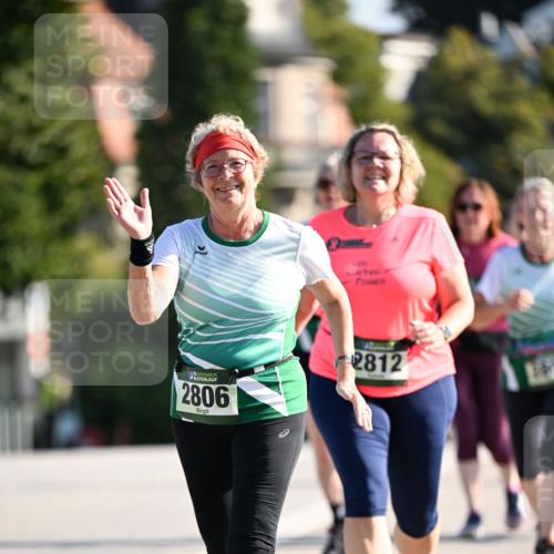 01.09.2024 - BARMER Alsterlauf Dr. Thomas Lammeyer http://msf.ph/oto/6917668 01.09.2024 09:50:08 Laufen 135, 2806, 2812 meine-sportfotos.de