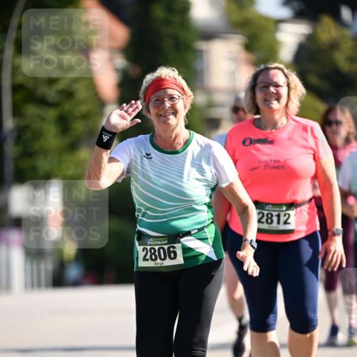01.09.2024 - BARMER Alsterlauf Dr. Thomas Lammeyer http://msf.ph/oto/6917676 01.09.2024 09:50:08 Laufen 900, 2806, 2812 meine-sportfotos.de