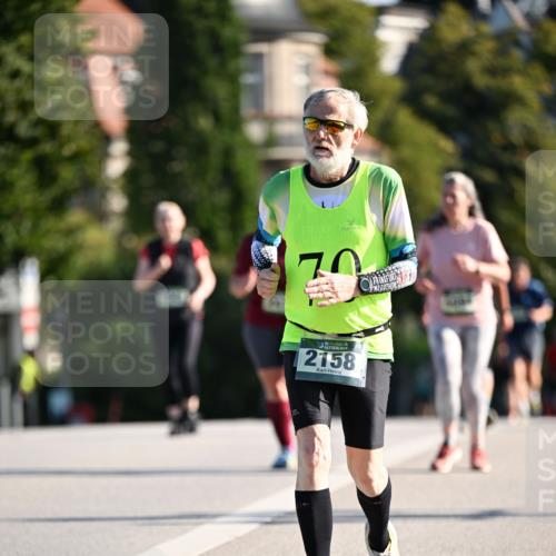 01.09.2024 - BARMER Alsterlauf Dr. Thomas Lammeyer http://msf.ph/oto/6917948 01.09.2024 09:50:17 Laufen 70, 2158 meine-sportfotos.de