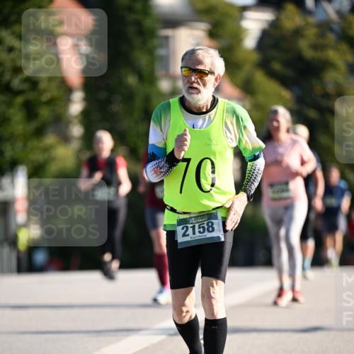 01.09.2024 - BARMER Alsterlauf Dr. Thomas Lammeyer http://msf.ph/oto/6917968 01.09.2024 09:50:17 Laufen 70, 2158 meine-sportfotos.de