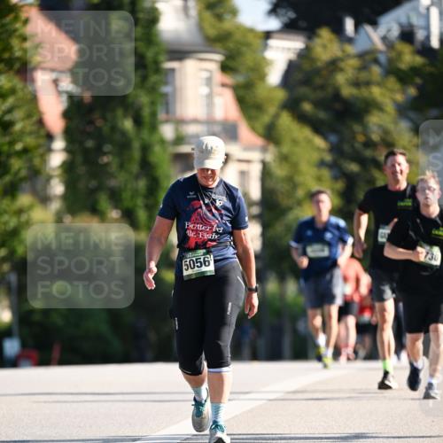 01.09.2024 - BARMER Alsterlauf Dr. Thomas Lammeyer http://msf.ph/oto/6918061 01.09.2024 09:50:25 Laufen 5056 meine-sportfotos.de