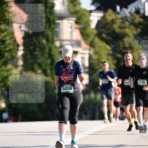 01.09.2024 - BARMER Alsterlauf Dr. Thomas Lammeyer http://msf.ph/oto/6918076 01.09.2024 09:50:25 Laufen 2730, 5056 meine-sportfotos.de
