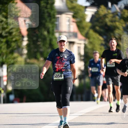 01.09.2024 - BARMER Alsterlauf Dr. Thomas Lammeyer http://msf.ph/oto/6918106 01.09.2024 09:50:25 Laufen 19, 5056 meine-sportfotos.de
