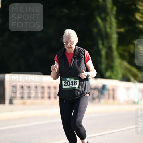 01.09.2024 - BARMER Alsterlauf Dr. Thomas Lammeyer http://msf.ph/oto/6918126 01.09.2024 09:50:27 Laufen 35, 2048 meine-sportfotos.de