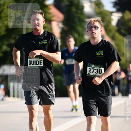 01.09.2024 - BARMER Alsterlauf Dr. Thomas Lammeyer http://msf.ph/oto/6918306 01.09.2024 09:50:32 Laufen 2730 meine-sportfotos.de