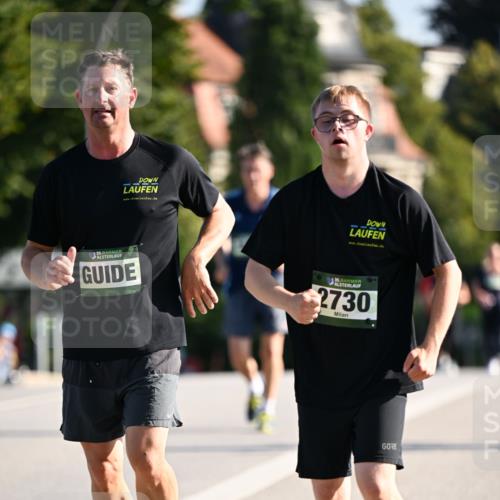 01.09.2024 - BARMER Alsterlauf Dr. Thomas Lammeyer http://msf.ph/oto/6918326 01.09.2024 09:50:32 Laufen 35, 2730 meine-sportfotos.de
