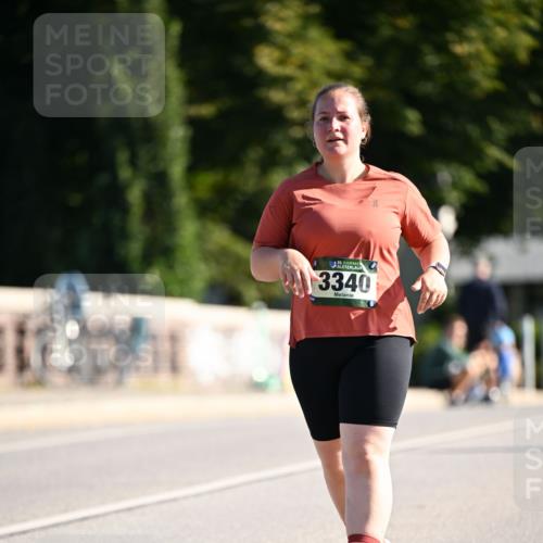 01.09.2024 - BARMER Alsterlauf Dr. Thomas Lammeyer http://msf.ph/oto/6918353 01.09.2024 09:50:41 Laufen 35, 3340 meine-sportfotos.de