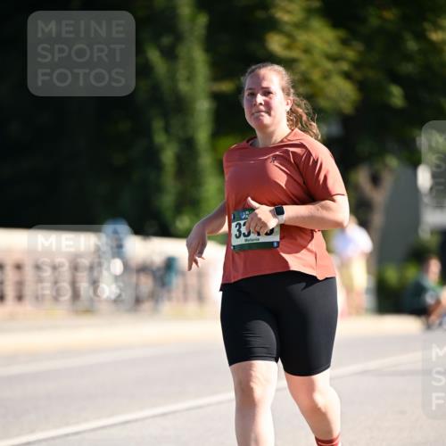 01.09.2024 - BARMER Alsterlauf Dr. Thomas Lammeyer http://msf.ph/oto/6918377 01.09.2024 09:50:41 Laufen 33 meine-sportfotos.de