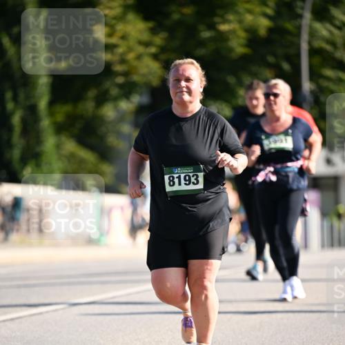 01.09.2024 - BARMER Alsterlauf Dr. Thomas Lammeyer http://msf.ph/oto/6918533 01.09.2024 09:50:45 Laufen 8193 meine-sportfotos.de