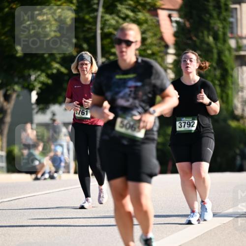 01.09.2024 - BARMER Alsterlauf Dr. Thomas Lammeyer http://msf.ph/oto/6918587 01.09.2024 09:50:48 Laufen 3792, 3761, 506 meine-sportfotos.de