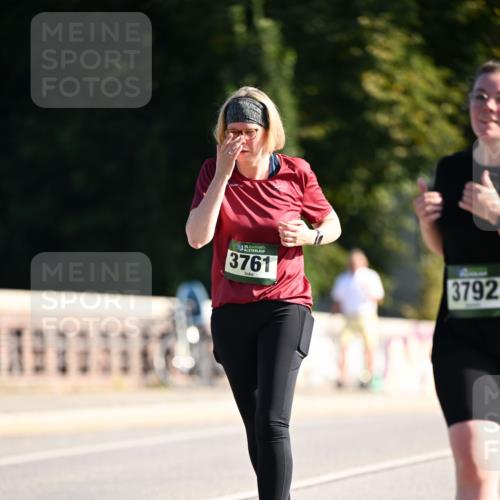01.09.2024 - BARMER Alsterlauf Dr. Thomas Lammeyer http://msf.ph/oto/6918715 01.09.2024 09:50:52 Laufen 35, 3761, 3792 meine-sportfotos.de