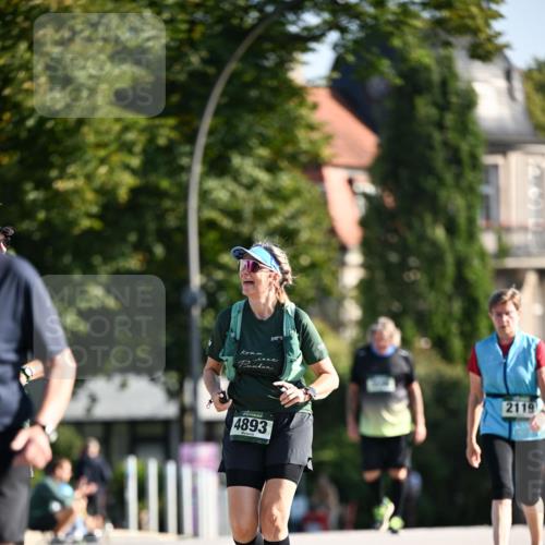 01.09.2024 - BARMER Alsterlauf Dr. Thomas Lammeyer http://msf.ph/oto/6918875 01.09.2024 09:51:02 Laufen 2119, 4893 meine-sportfotos.de