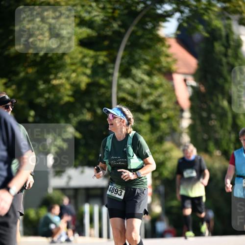 01.09.2024 - BARMER Alsterlauf Dr. Thomas Lammeyer http://msf.ph/oto/6918890 01.09.2024 09:51:02 Laufen 4893 meine-sportfotos.de