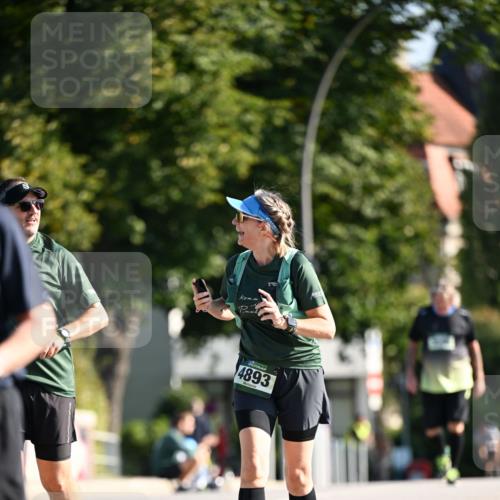 01.09.2024 - BARMER Alsterlauf Dr. Thomas Lammeyer http://msf.ph/oto/6918918 01.09.2024 09:51:03 Laufen 4893 meine-sportfotos.de