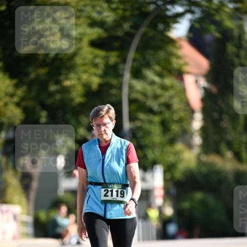 01.09.2024 - BARMER Alsterlauf Dr. Thomas Lammeyer http://msf.ph/oto/6918997 01.09.2024 09:51:07 Laufen 135, 2119 meine-sportfotos.de