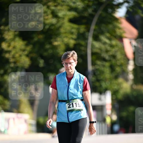 01.09.2024 - BARMER Alsterlauf Dr. Thomas Lammeyer http://msf.ph/oto/6919022 01.09.2024 09:51:08 Laufen 5, 2119 meine-sportfotos.de