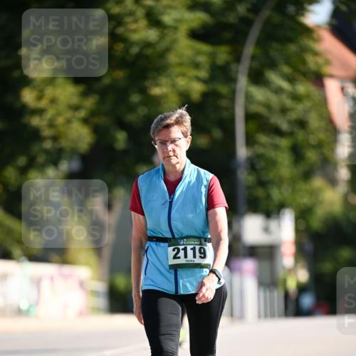 01.09.2024 - BARMER Alsterlauf Dr. Thomas Lammeyer http://msf.ph/oto/6919035 01.09.2024 09:51:08 Laufen 35, 2119 meine-sportfotos.de