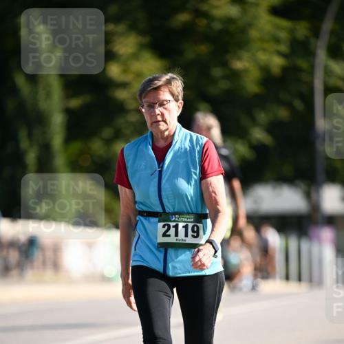 01.09.2024 - BARMER Alsterlauf Dr. Thomas Lammeyer http://msf.ph/oto/6919084 01.09.2024 09:51:09 Laufen 35, 2119 meine-sportfotos.de