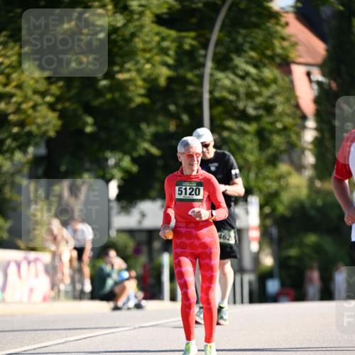 01.09.2024 - BARMER Alsterlauf Dr. Thomas Lammeyer http://msf.ph/oto/6919202 01.09.2024 09:51:14 Laufen 5120, 462 meine-sportfotos.de