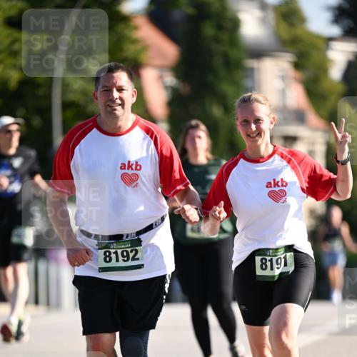 01.09.2024 - BARMER Alsterlauf Dr. Thomas Lammeyer http://msf.ph/oto/6919241 01.09.2024 09:51:15 Laufen 38, 35, 8192, 35, 8191 meine-sportfotos.de