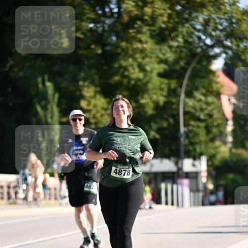 01.09.2024 - BARMER Alsterlauf Dr. Thomas Lammeyer http://msf.ph/oto/6919357 01.09.2024 09:51:18 Laufen 462, 4878 meine-sportfotos.de